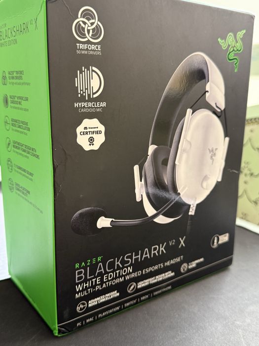 Продам наушники razen black shark x