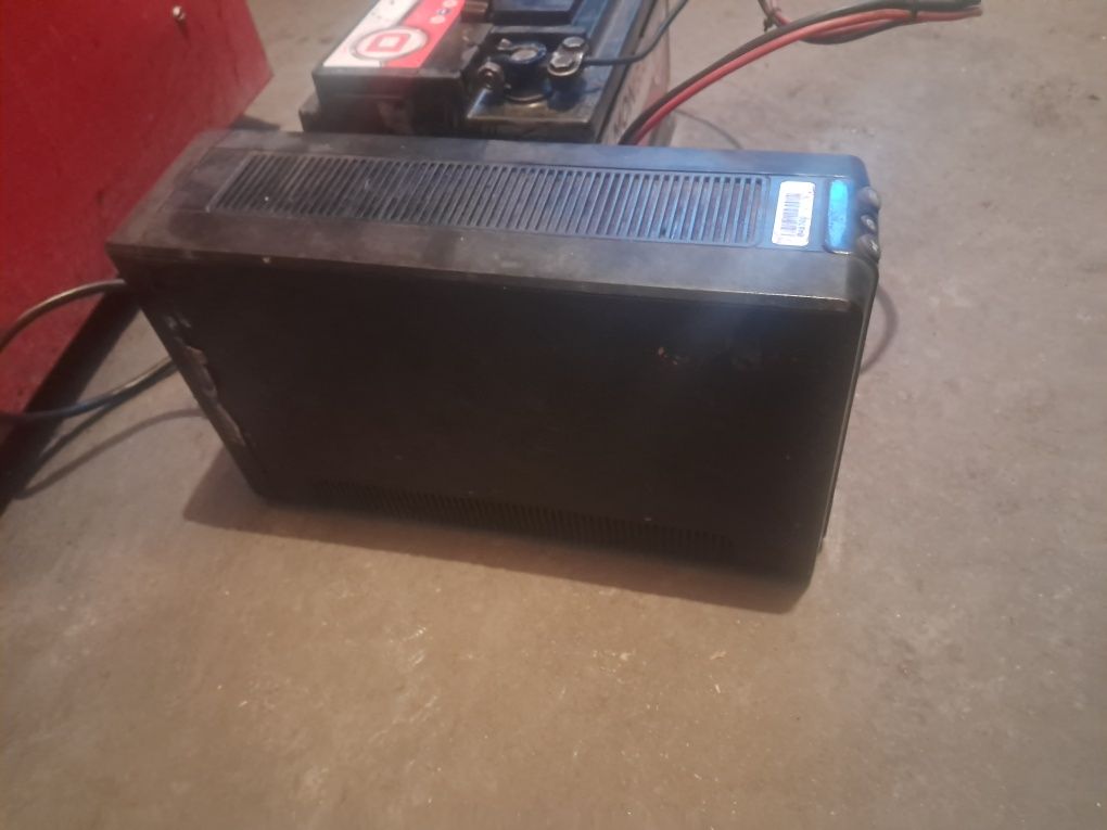 Sursa curent APC 550..