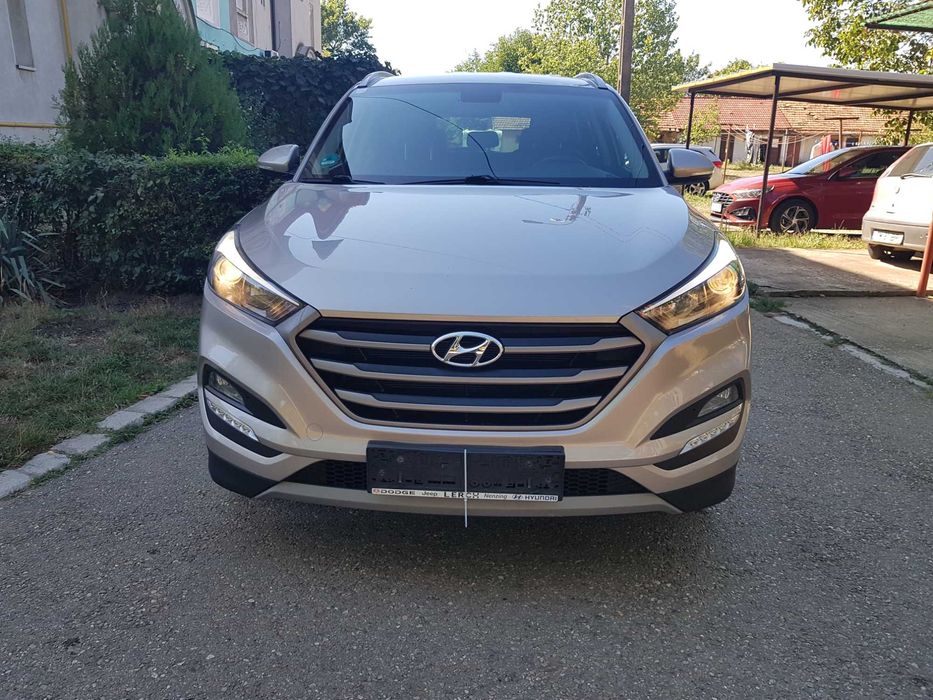 Vand  Hyundai Tucson 1. 6 benzina  an 2018 Full  euro 6,, impecabila