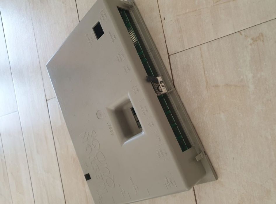 Placa de baza centrala Keston Q28