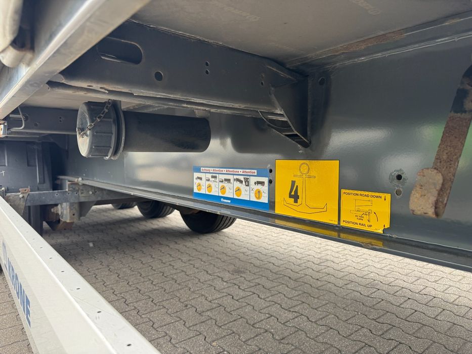 Semiremorca Standard  krone Recent adusă