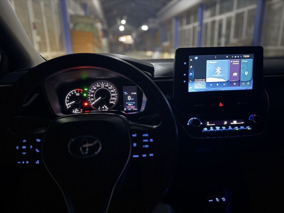 Toyota Corolla продается