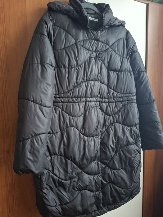 Черно дълго яке с естествен пух