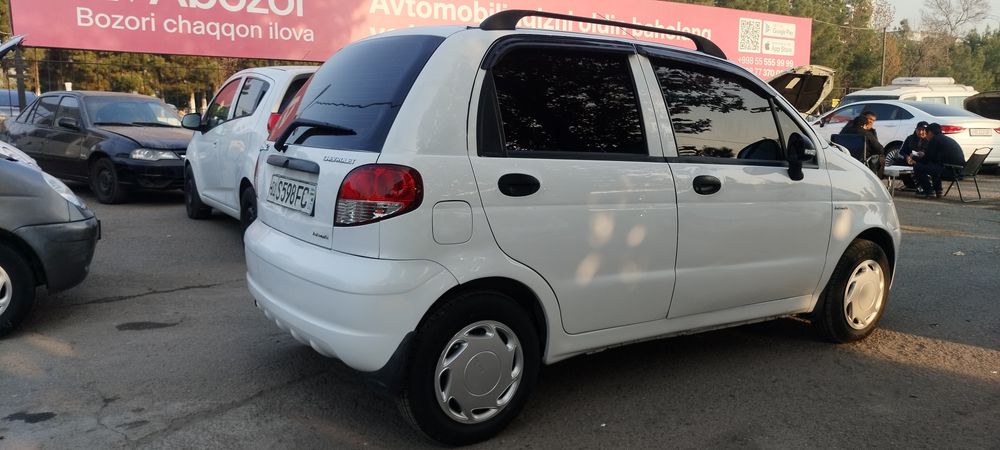 2009 avtamat 158000 km benzin holati ideal