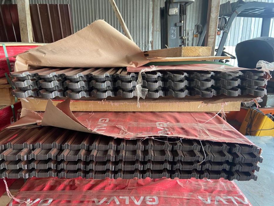 Șipcă Metalică Gard Fațadă Roșie și Maro Ciocolatiu