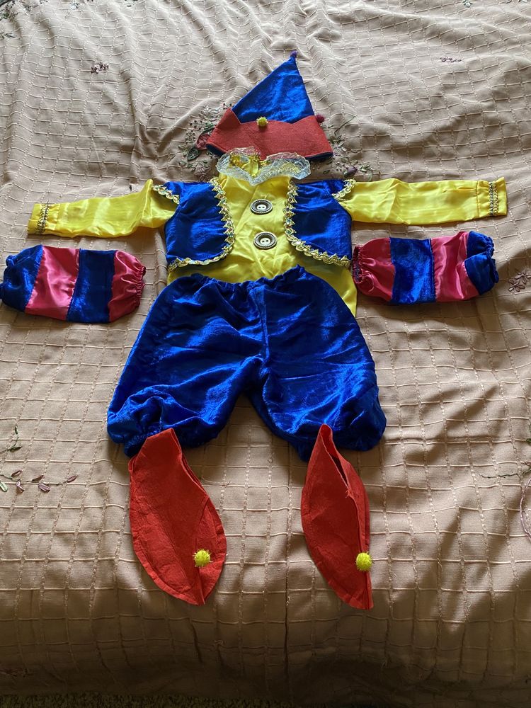 Продам костюм гномика детский