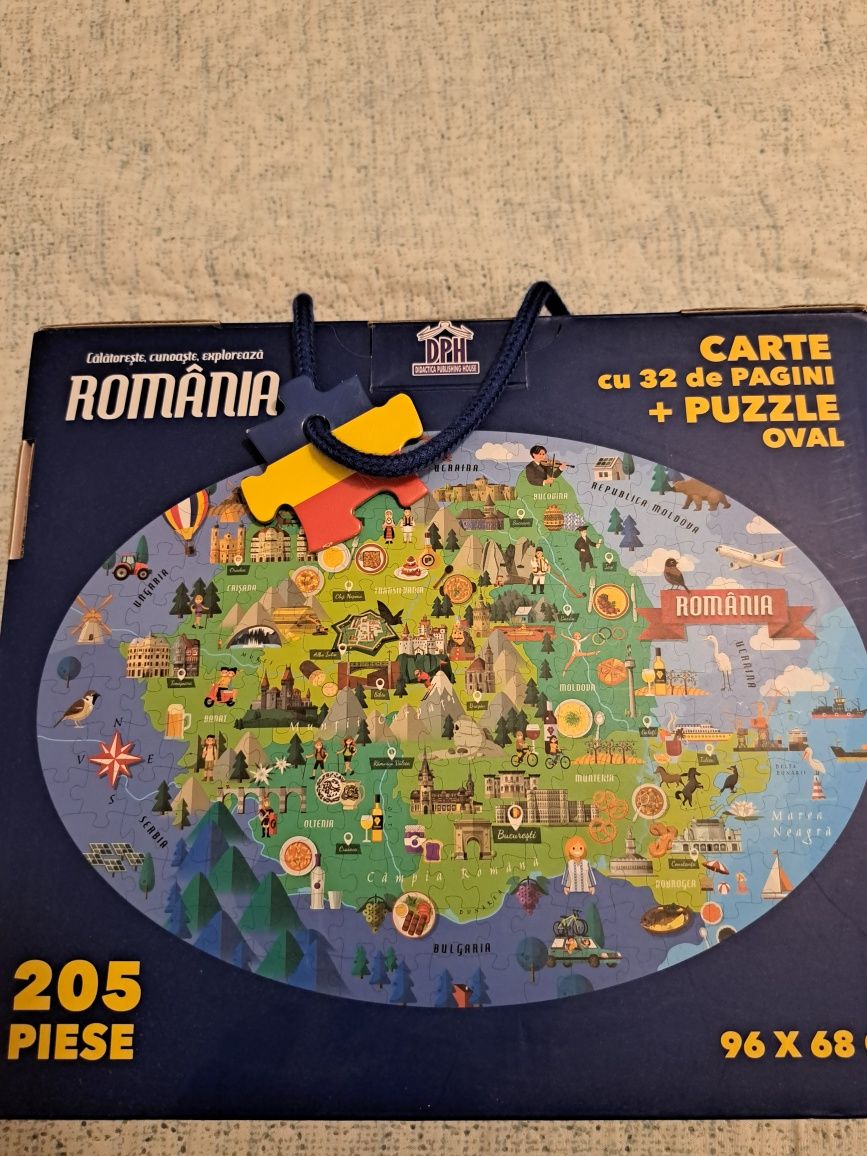 Puzzle oval și carte Romania