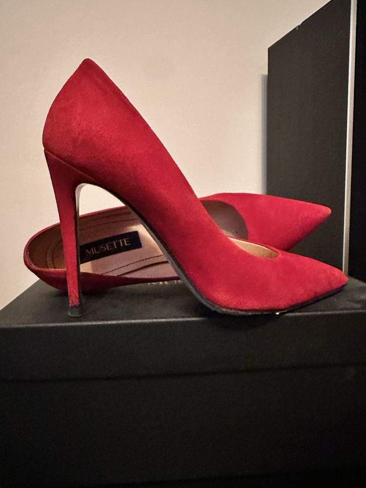 Pantofi MUSETTE rosii piele intorsa marimea 37