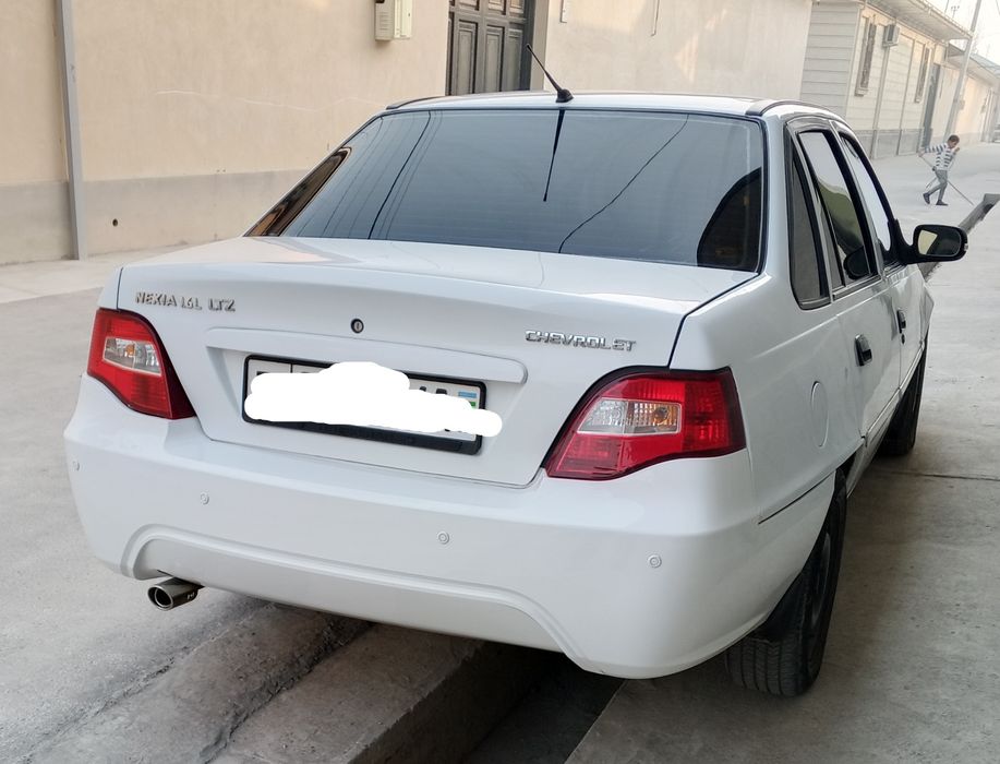 Nexia 2 avto  2011 yil 1.6 motor super bez kanditsener