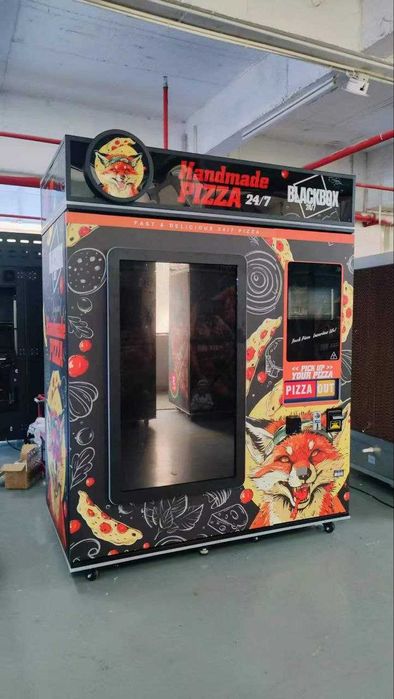 ЧИСТО НОВА Машина за пица вендинг автомат за пици Pizza Robot Pro