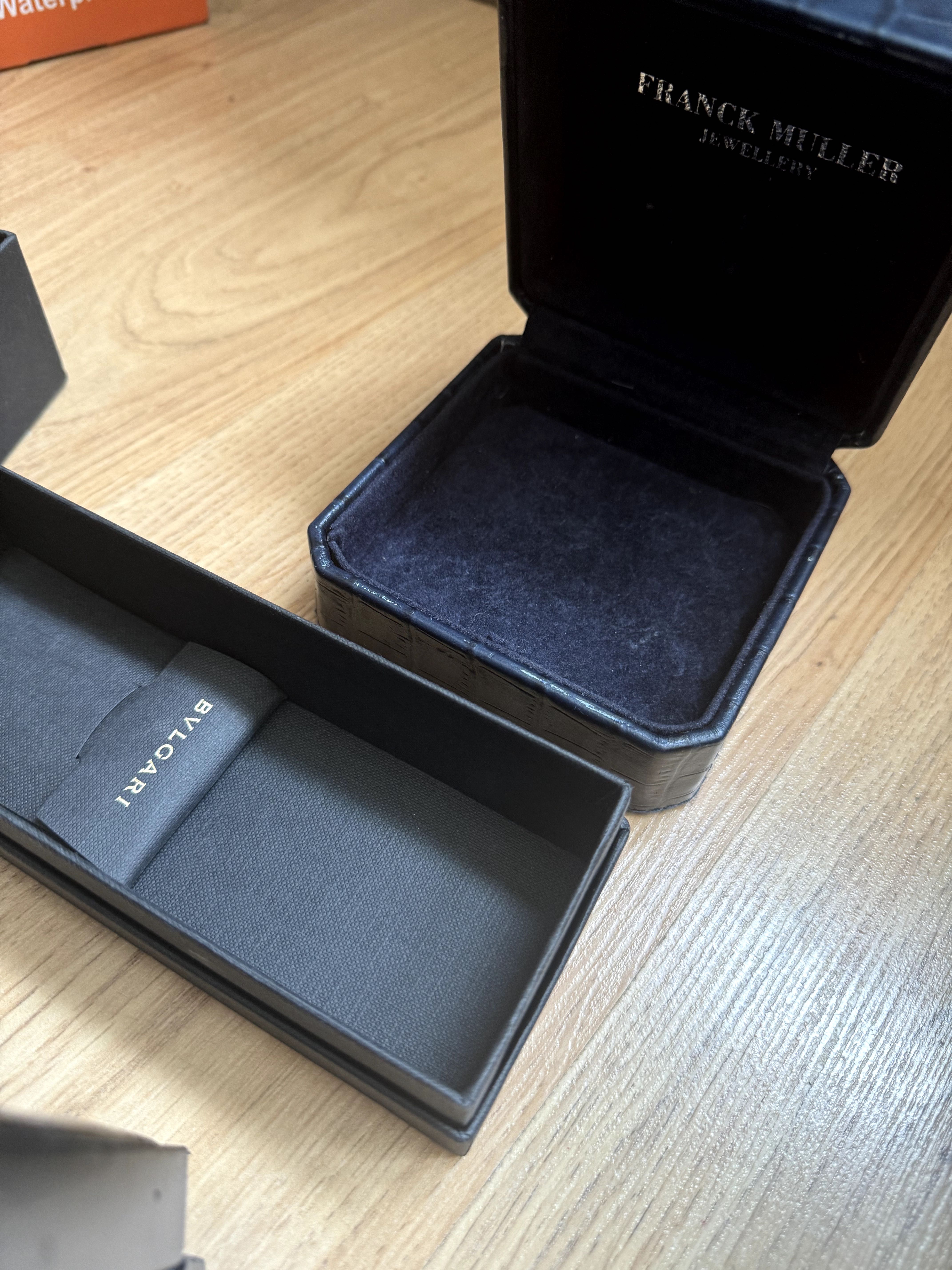 Кутии за бижута и часовници Breitling, Bvlgari, Certina
