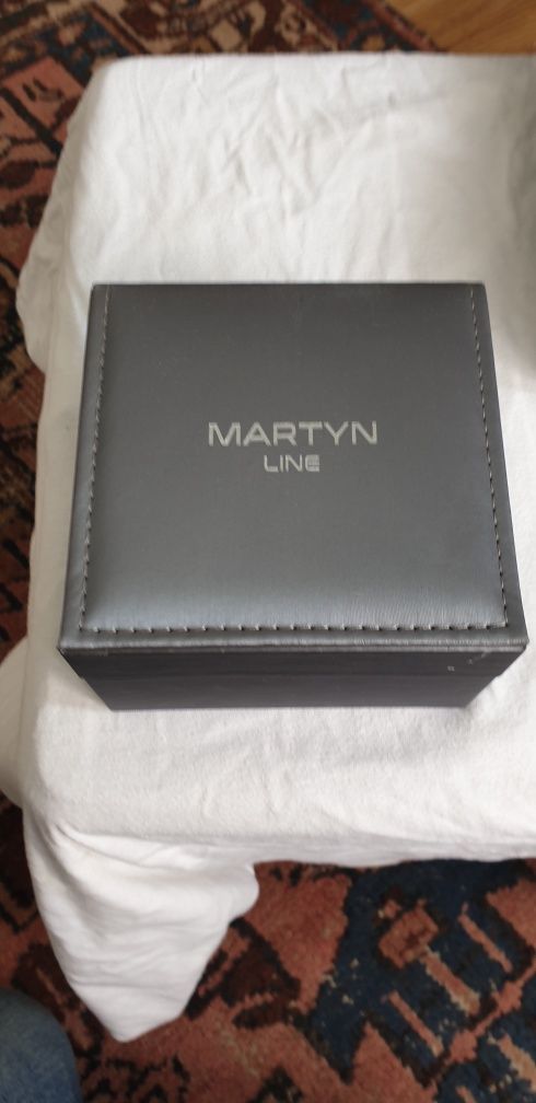Vînd urgent ceas de mîna automatik  Martyn Line profesional