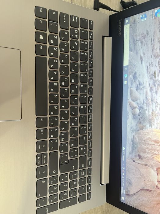 Лаптоп Lenovo 320