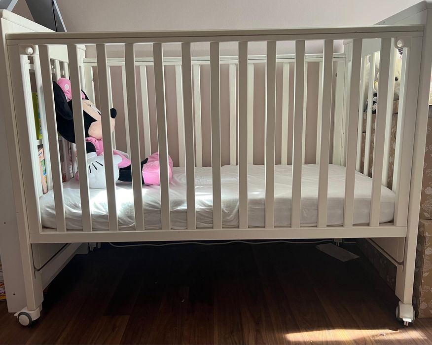 Patut de lemn co-sleeping