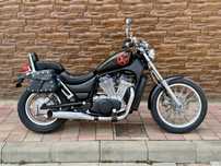 Suzuki Intruder VS 700