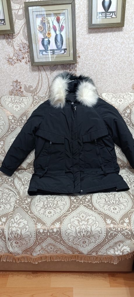 Продам куртку женскую зима