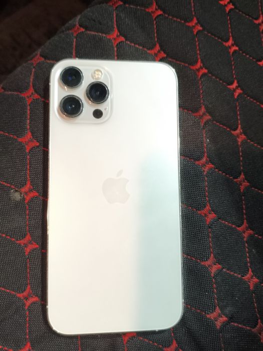 Продам Iphone 12 pro max