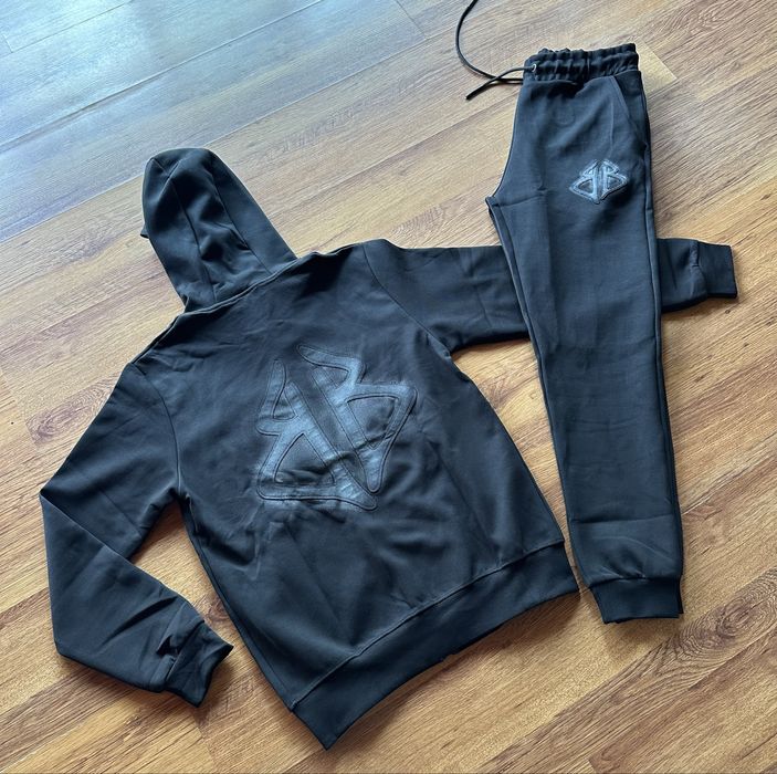 Мъжки,памучен,черен екип Balenciaga с бродирано лого на гърба