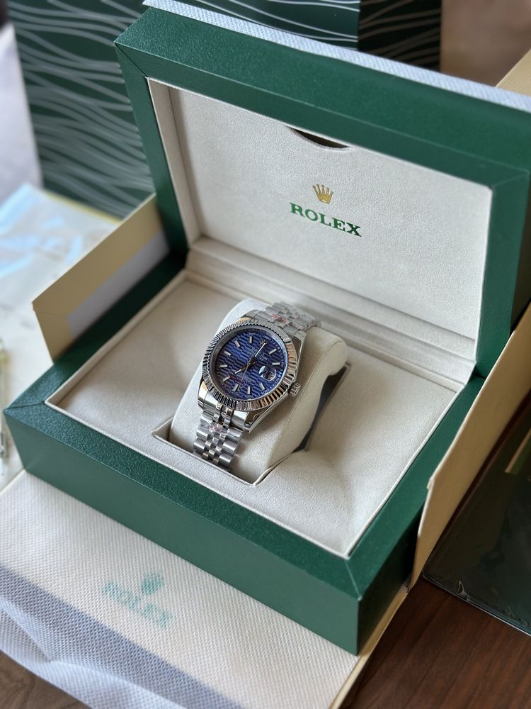 Rolex Datejust “Blue Motif” 41 mm