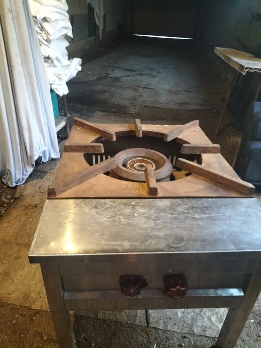 Продам газовую плиту под большой казан цена 60000