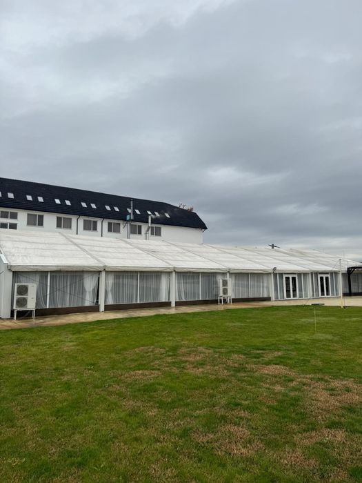 Vand cort modular din aluminiu