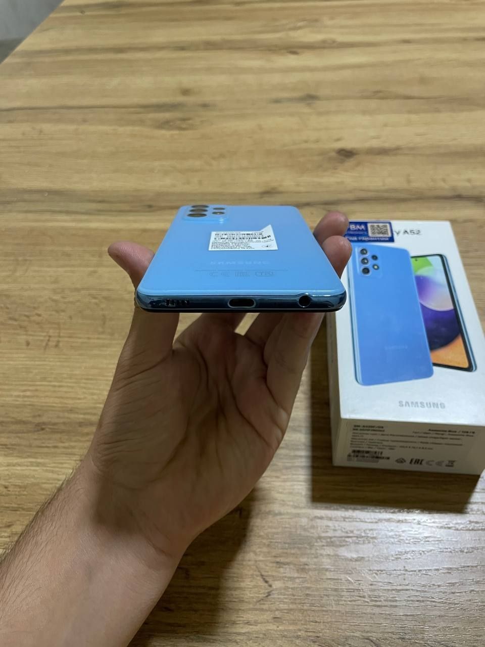 Samsung Galaxy A52 128Gb ideal holatda
