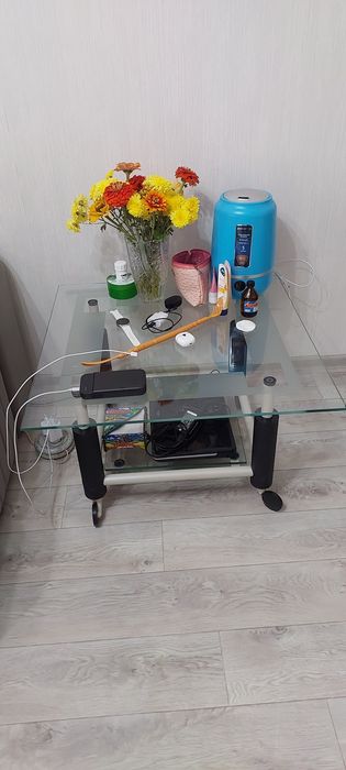 Журнальный столик стеклянный
