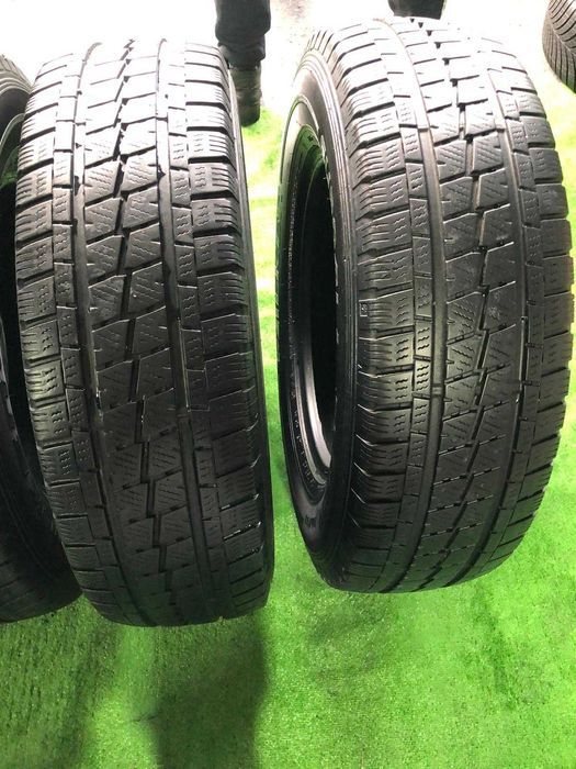 Anvelope iarnă 215/75/16C Falken