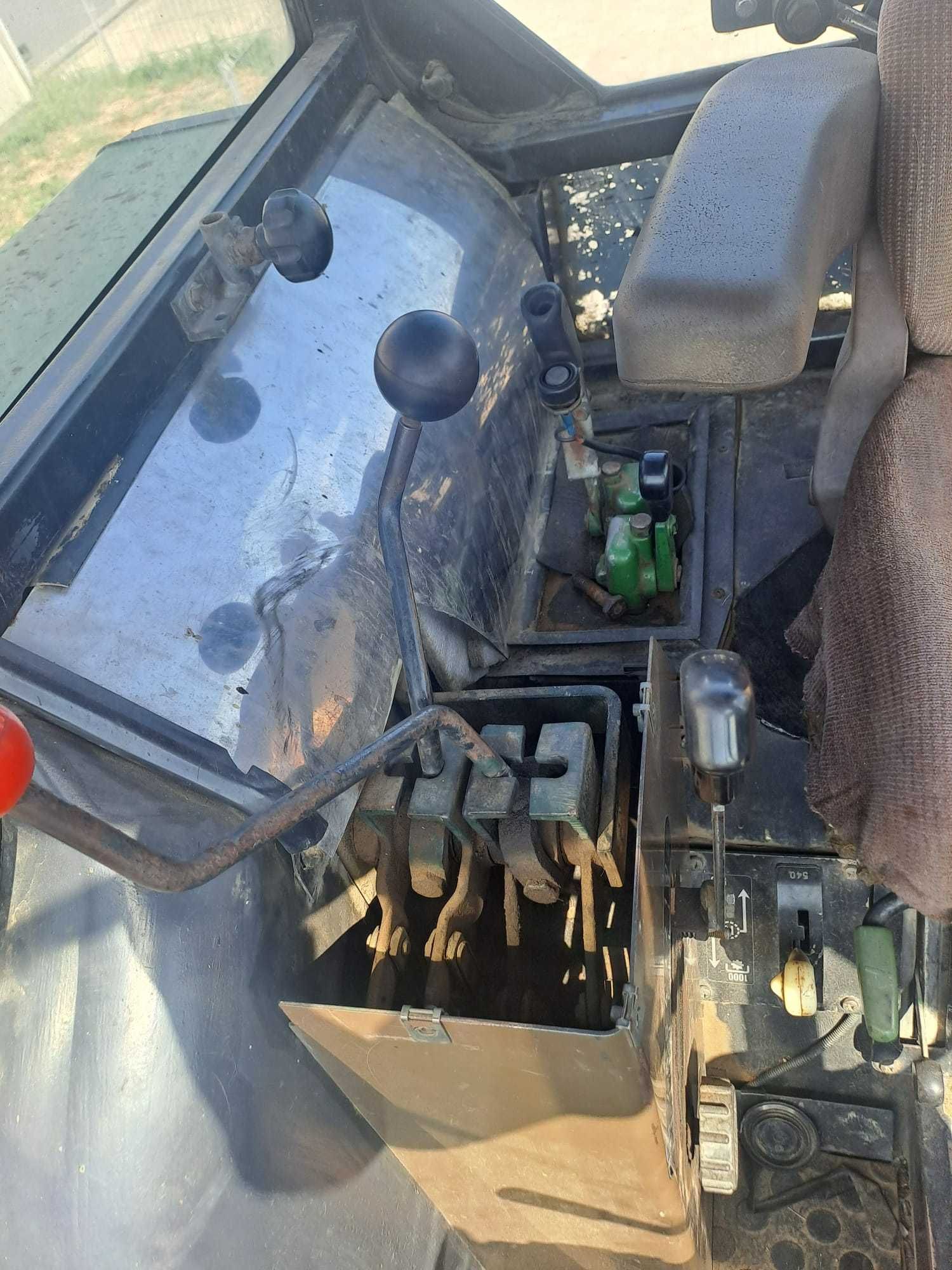 Tractor JOHN DEERE 2250AS