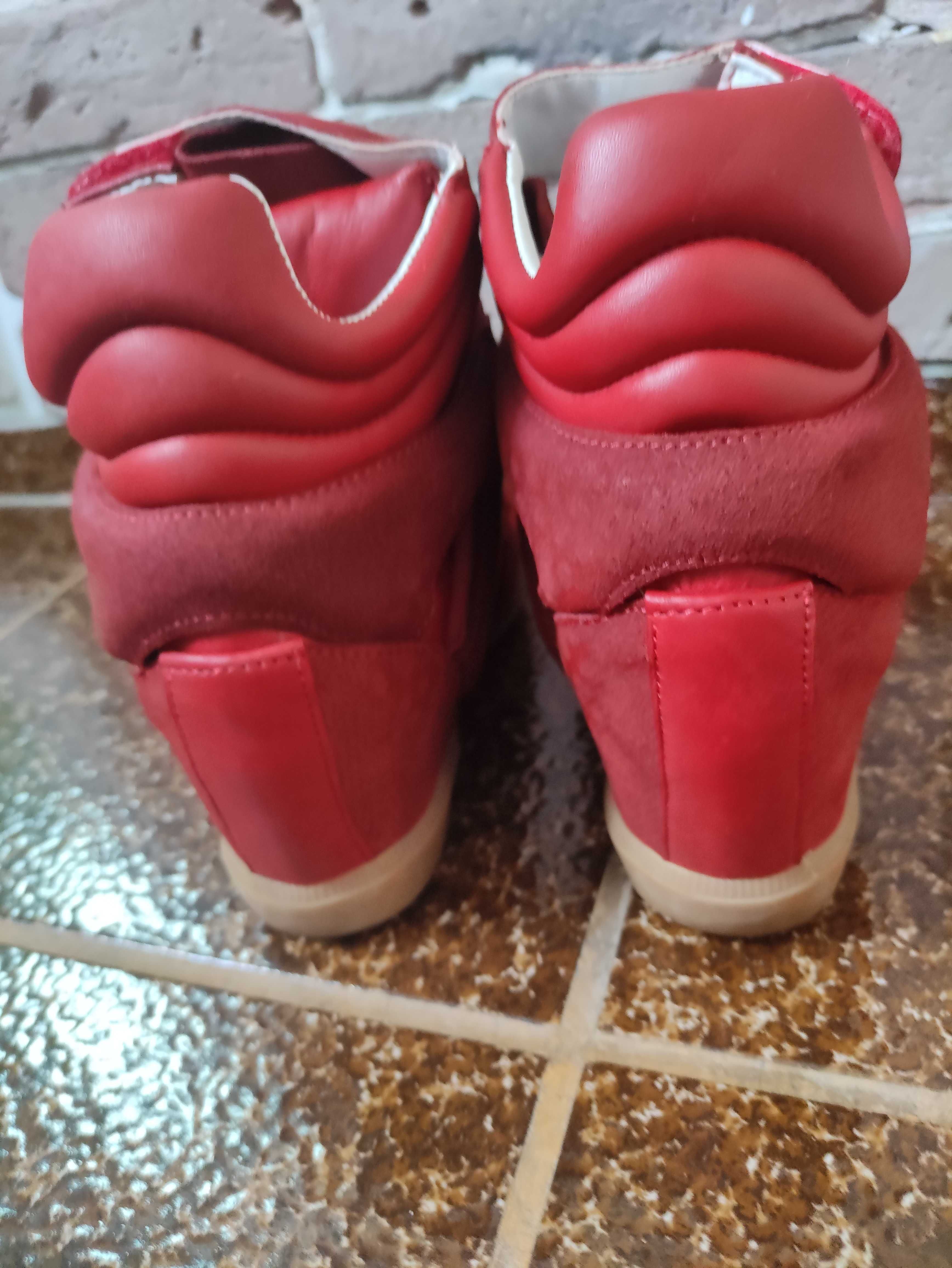 Червени дамски високи кецове обувки маратонки Radical 38 н-р