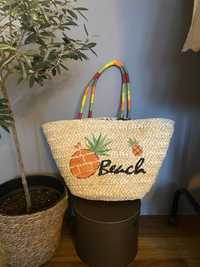 Сламена плетена чанта кошница за плаж с бродерия