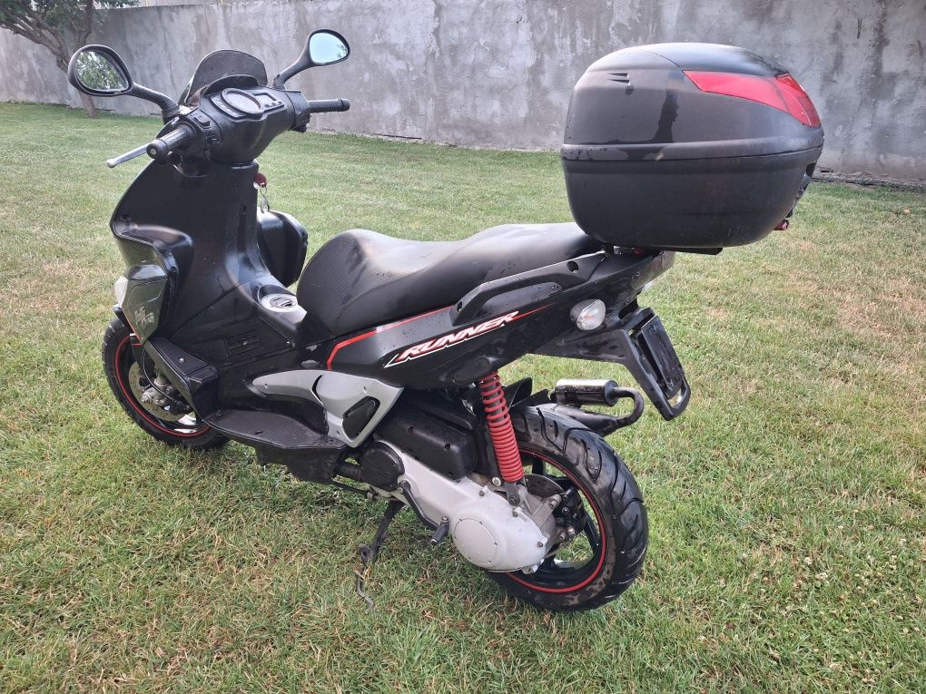 Scuter Gilera Runer