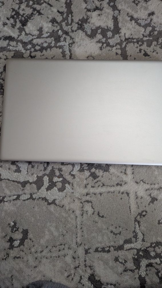 Продам ноутбук 128 GB/ 8 GB