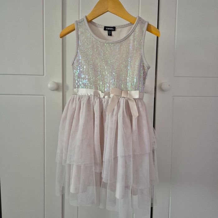 Дрехи за момиче коледни и ежедневни Next,George,Mantaray,5г,110р