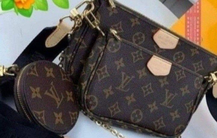 Geanta 3 in 1,super model,curea detasabila,saculet, etichetă