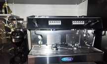 Espressor profesional MAXIMA aparat cafea cu 2 grupuri + rasnita
