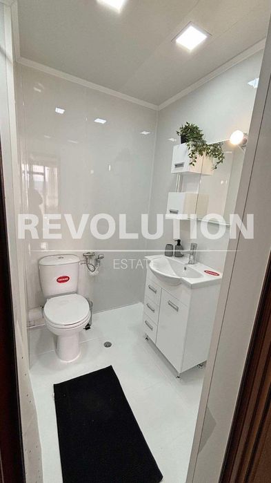 Дава се под наем Двустаен апартамент в Варна, Погреби - 86 кв.м за 600 € - Снимка #6