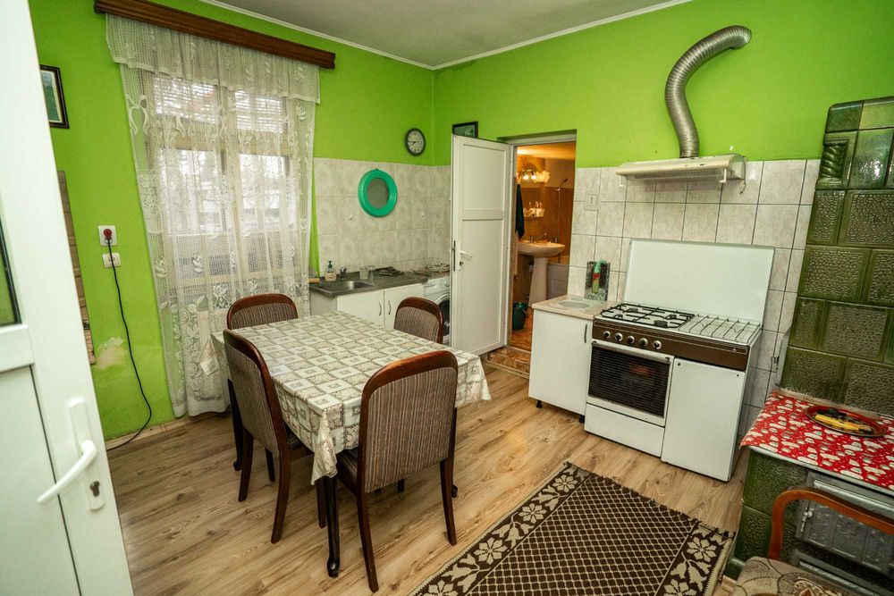 Casă Centrală în Galicea, Anexe, Teren total 3334mp