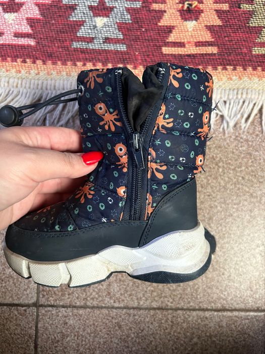 Детски боти апрески