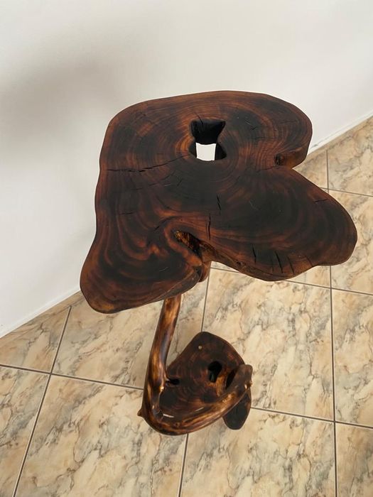 Suport din lemn.de stejar