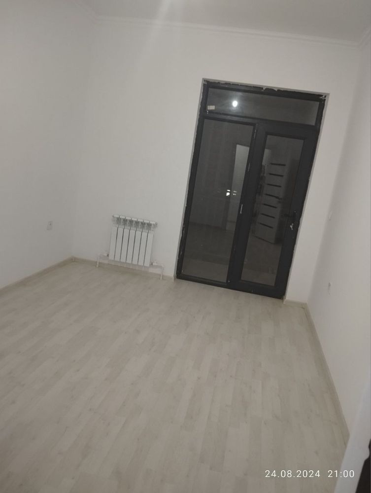 Sergeli Yangi darxon 2 da 2 xona 62 kvadrat