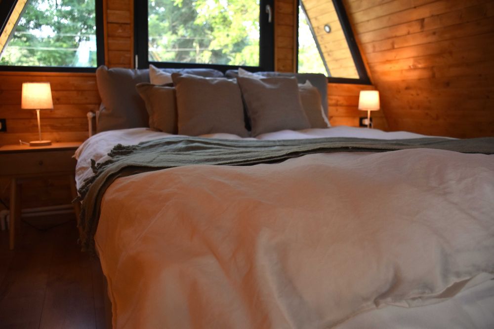 Cabana Zeneris A-Frame · Grătar · Home Cinema · Foc · View pădure