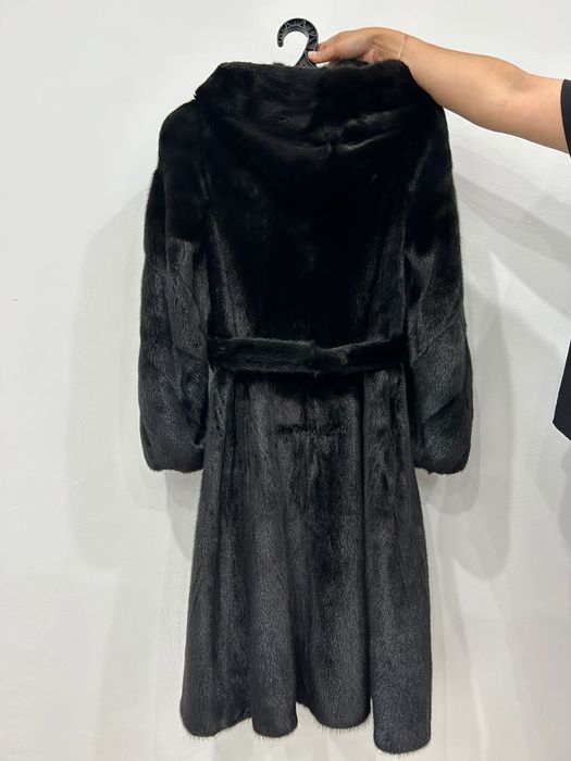 Продам норковую шубу