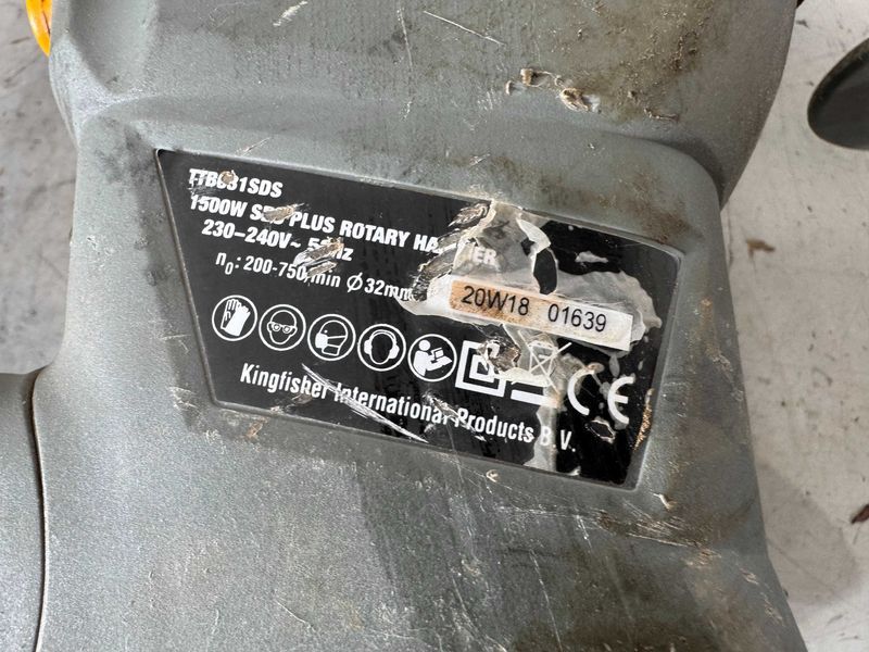 Перфоратор - Titan 1500 W