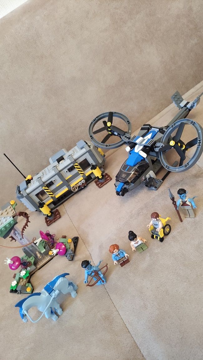 LEGO® Avatar 75573 - Плаващите планини: Обект 26 и RDA Самсон