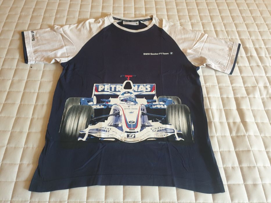 Tricou de barbati  -  100 lei.