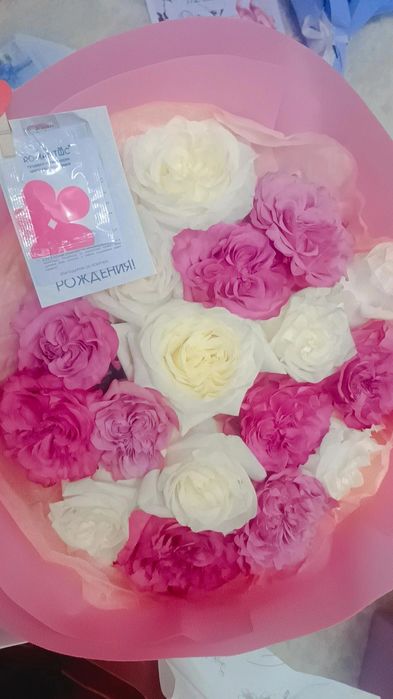 Продам букеты  свежие, все с романтик, не менее 25 роз каждую по 5000