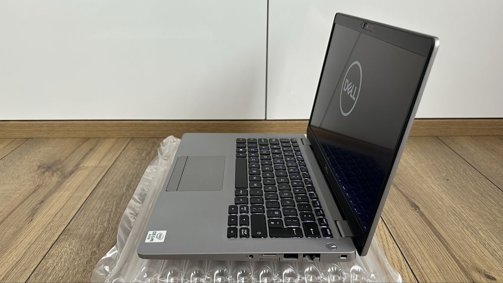 Dell Latitude 5310 13.3” Touch Intel i5-10210u 8GB RAM 256GB SSD 4G