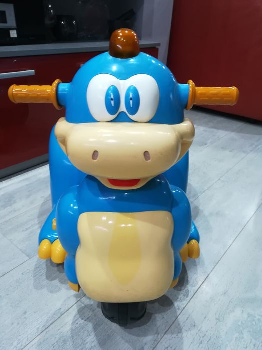 Детска акомулаторна кола Динозавърче/CHIPOLINO