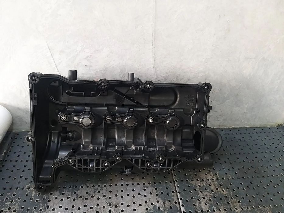 Capac culbutori 1.5 d bmw seria 2 f45 8511342